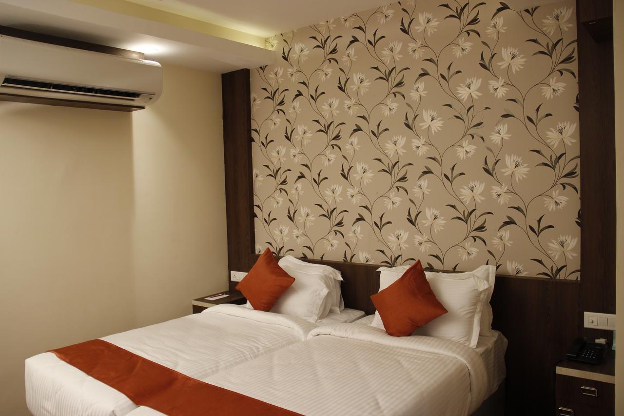 Regenta Inn Larica Calcutta Buitenkant foto
