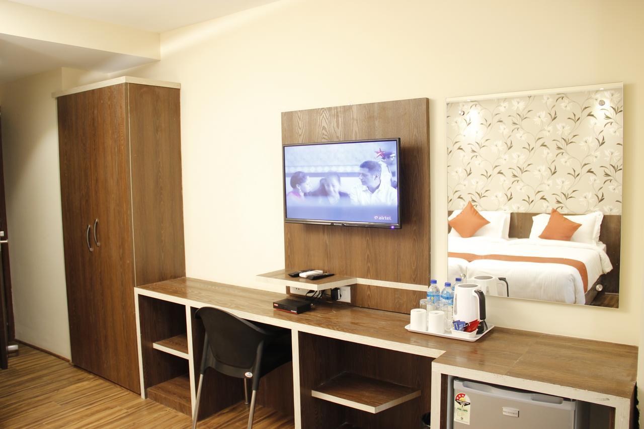Regenta Inn Larica Calcutta Buitenkant foto