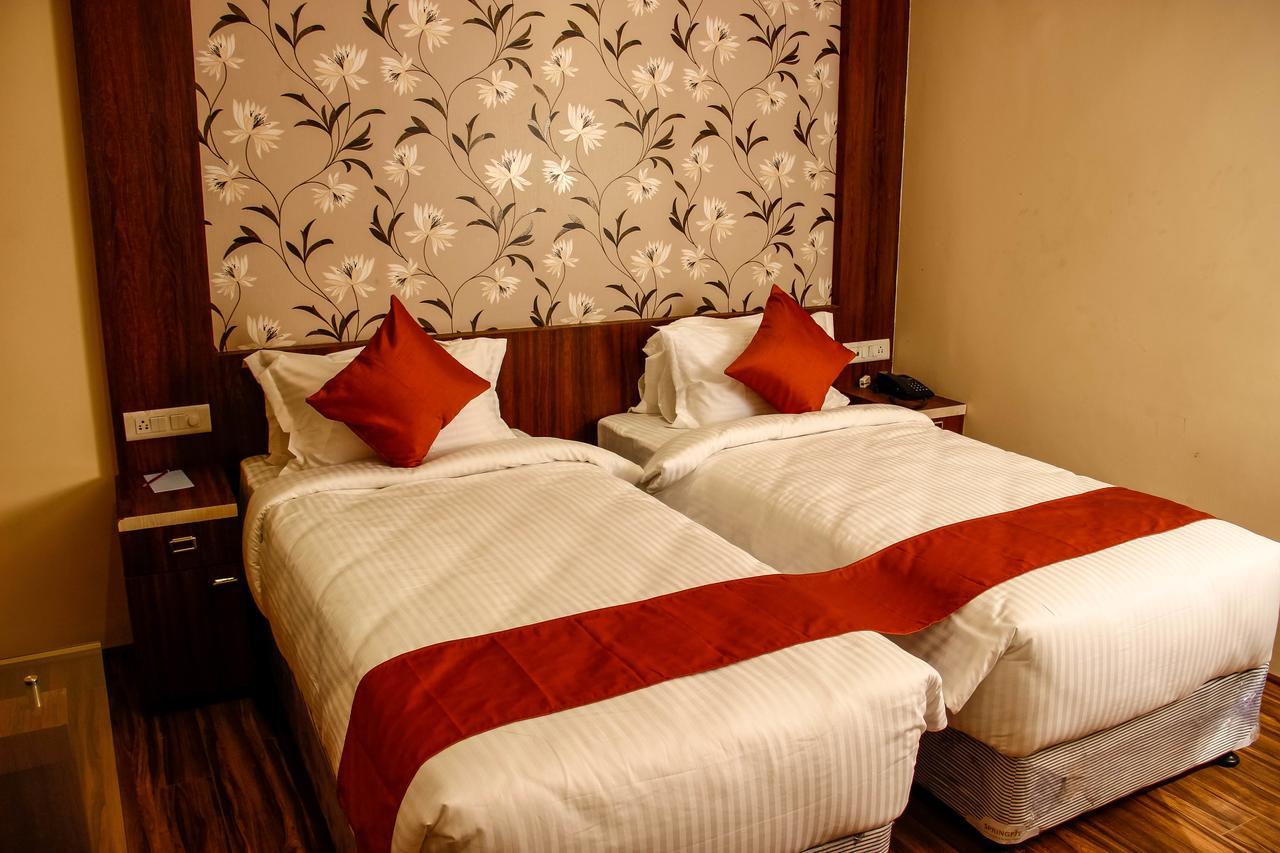 Regenta Inn Larica Calcutta Buitenkant foto