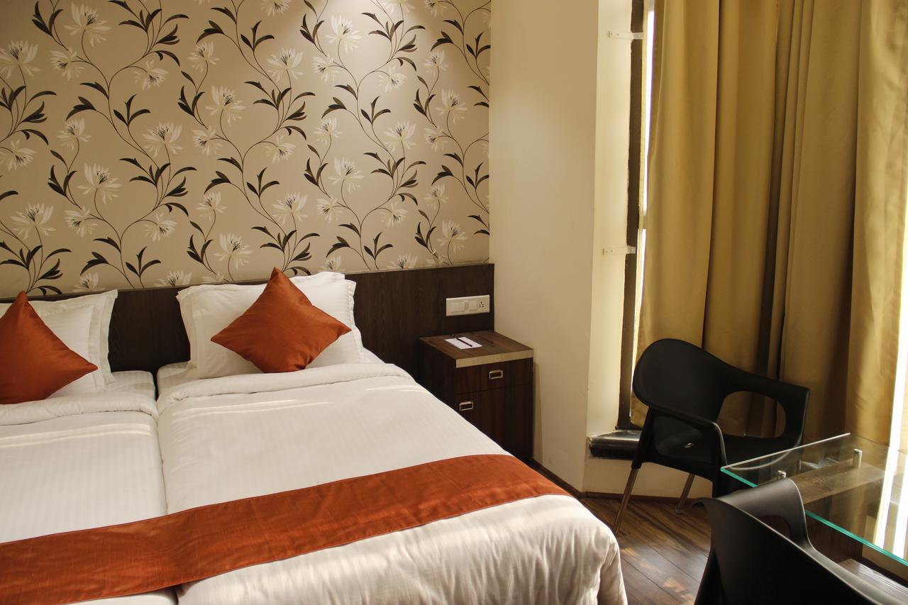 Regenta Inn Larica Calcutta Buitenkant foto