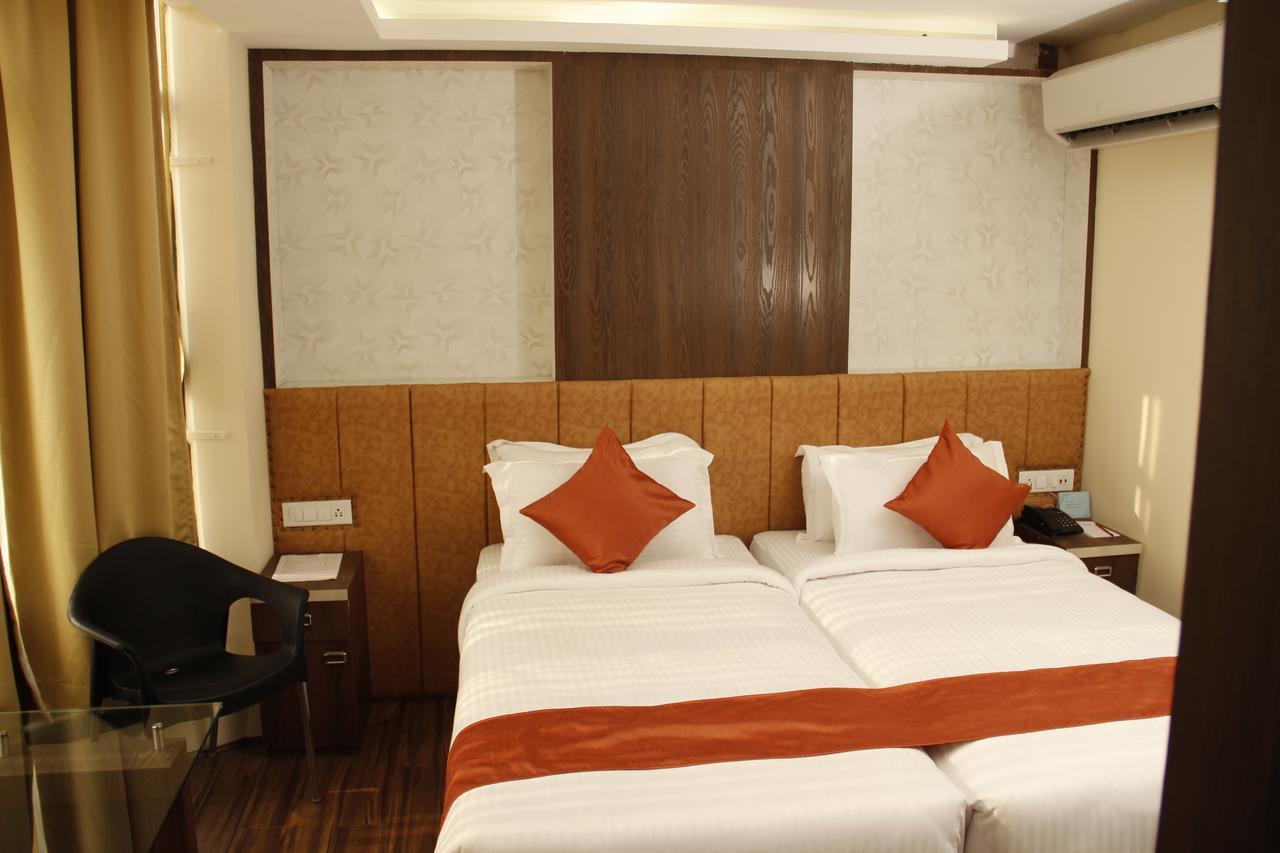 Regenta Inn Larica Calcutta Buitenkant foto