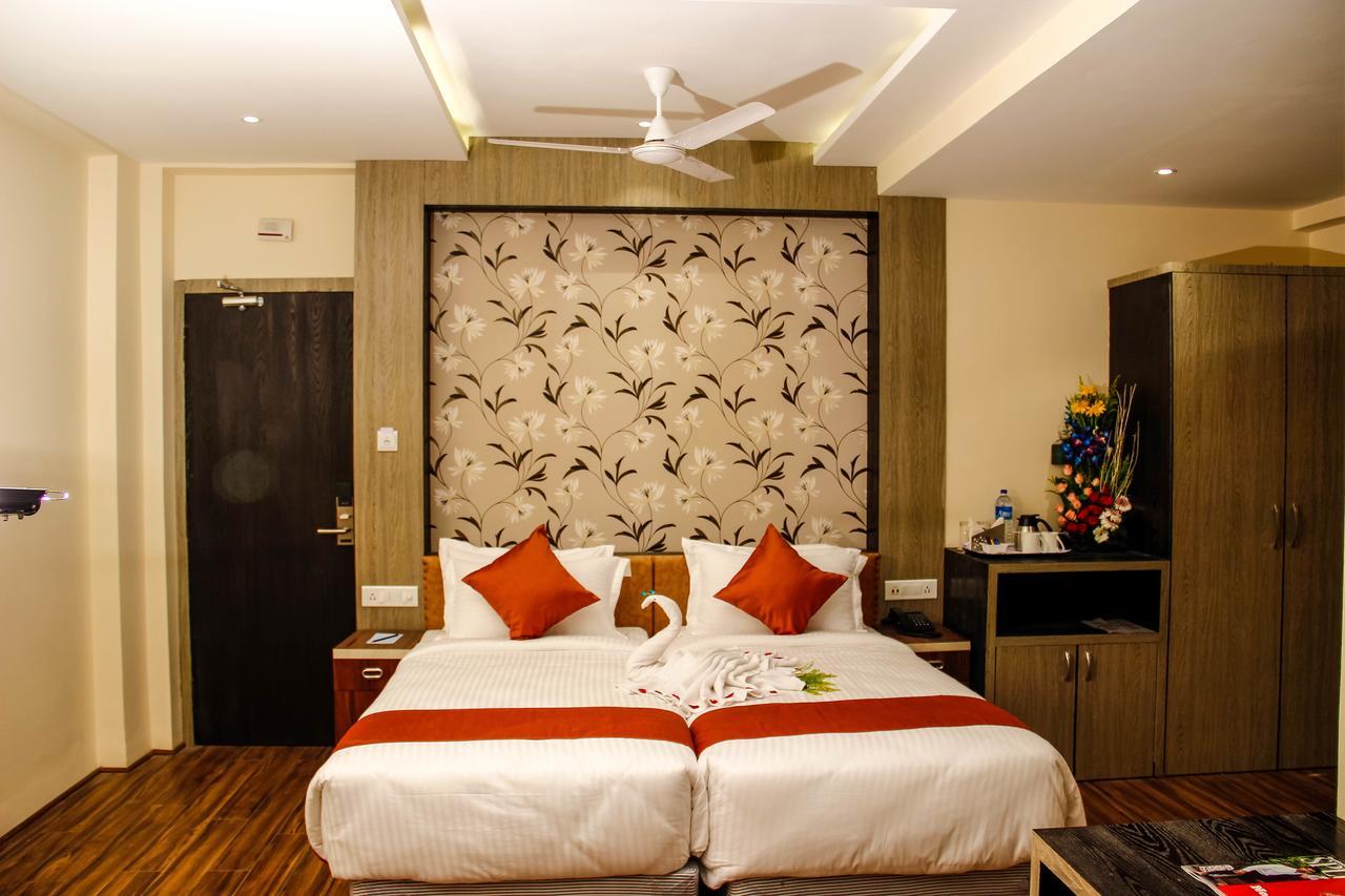 Regenta Inn Larica Calcutta Buitenkant foto