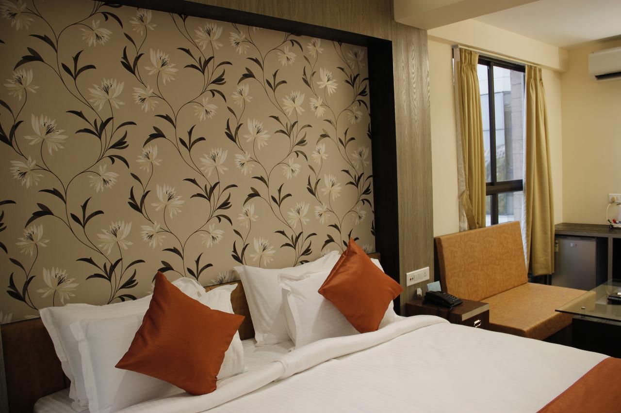 Regenta Inn Larica Calcutta Buitenkant foto