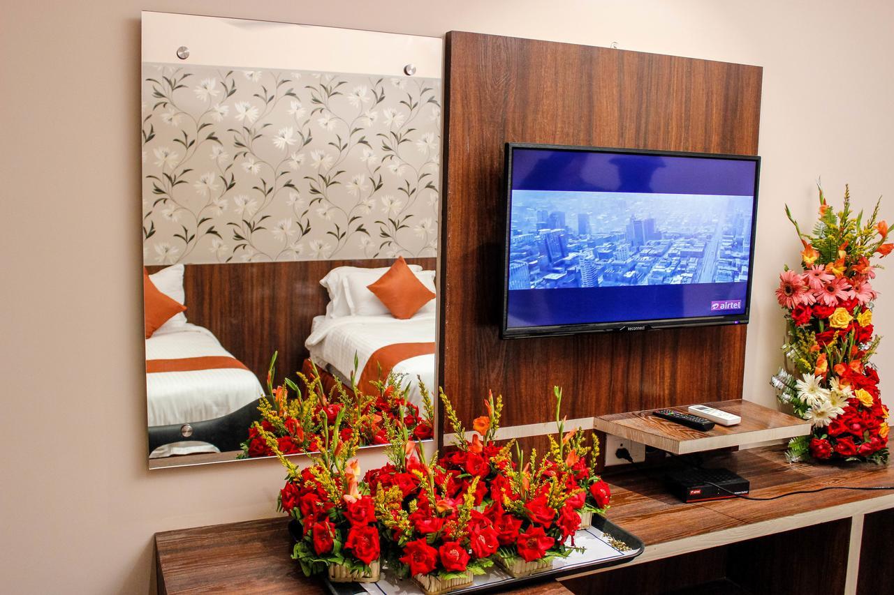 Regenta Inn Larica Calcutta Buitenkant foto