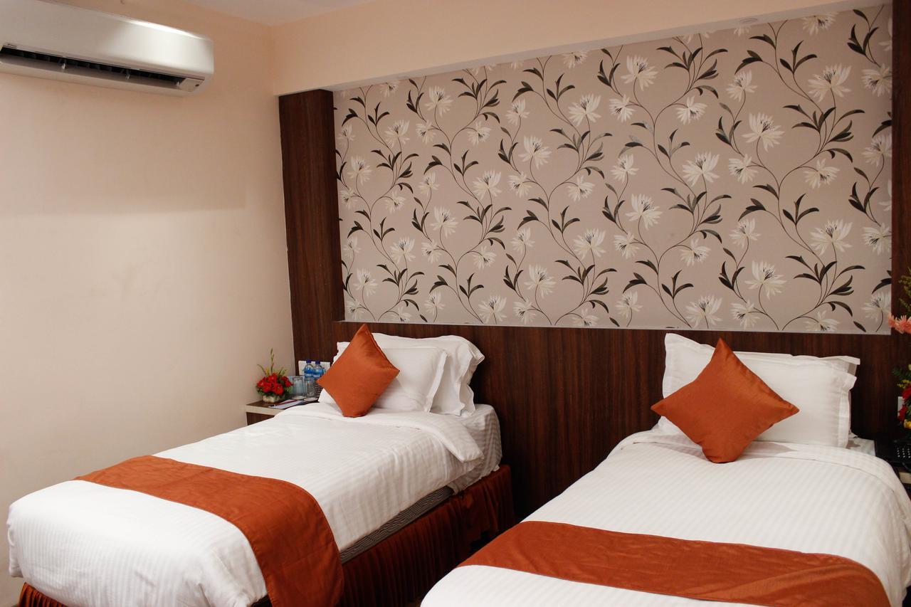 Regenta Inn Larica Calcutta Buitenkant foto