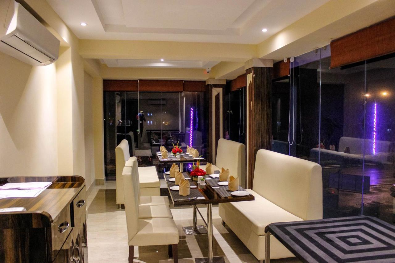 Regenta Inn Larica Calcutta Buitenkant foto